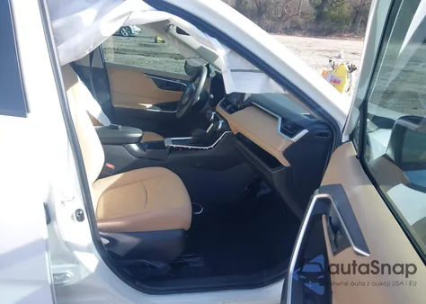 2022 Toyota Rav4 Le z USA, uszkodzony, nr VIN 2T3H1RFV6NC193024